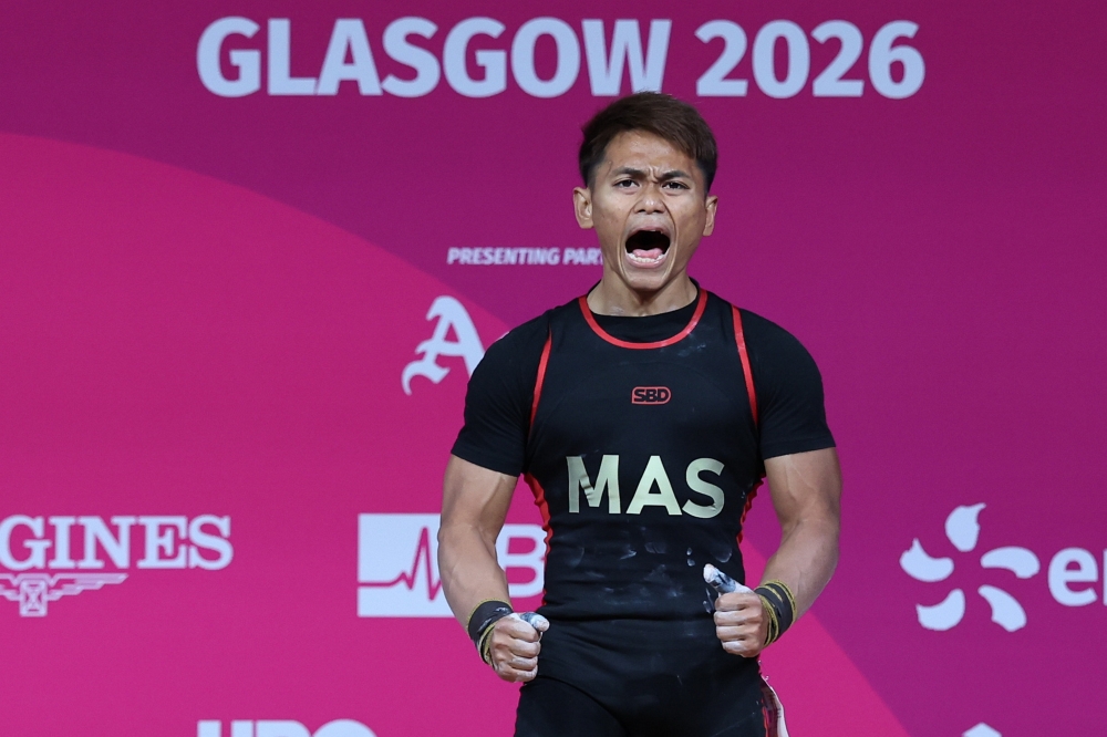 PM Anwar hails Mohamad Aniq Kasdan's historic Commonwealth Games gold medal