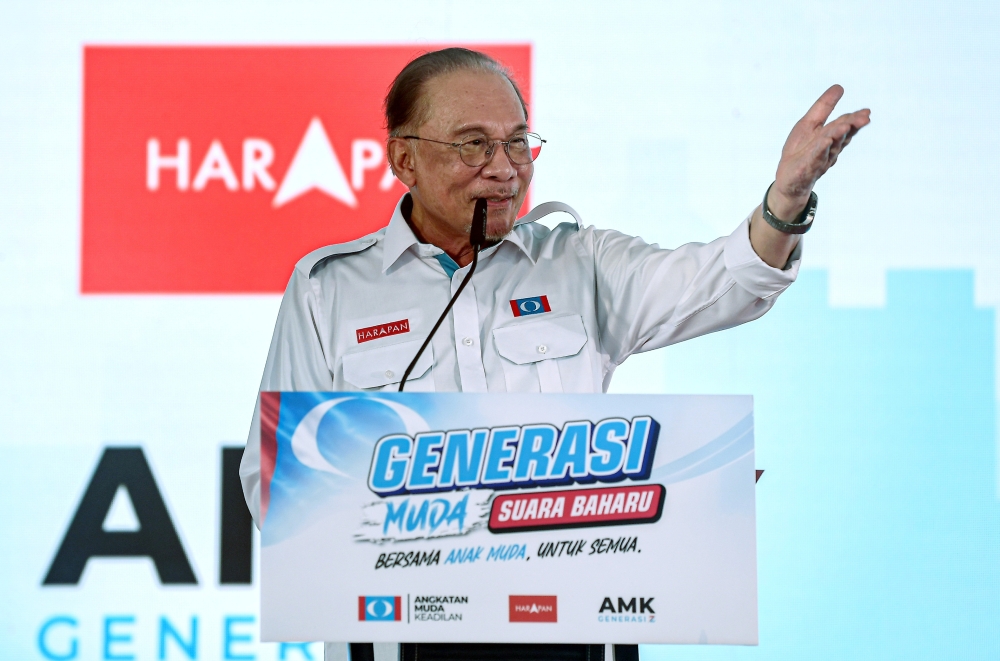 Anwar Calls on Generation Z to Break Cycle of Racial and Fear-Based Politics