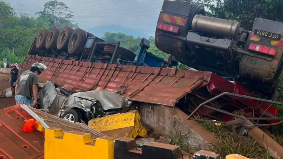 Bentong Trailer Driver Released on Police Bail Following Fatal Karak Expressway Collision