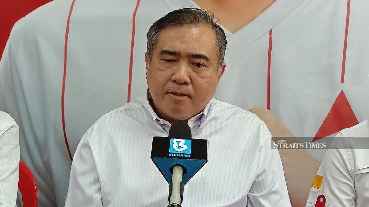 Loke Condemns Turncoats Behind Alleged Negeri Sembilan Power Grab Bid