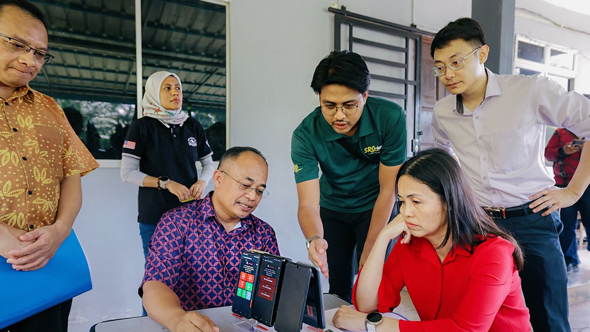 New Telecom Tower to Solve Internet Connectivity Crisis in Kampung Seberang Gajah
