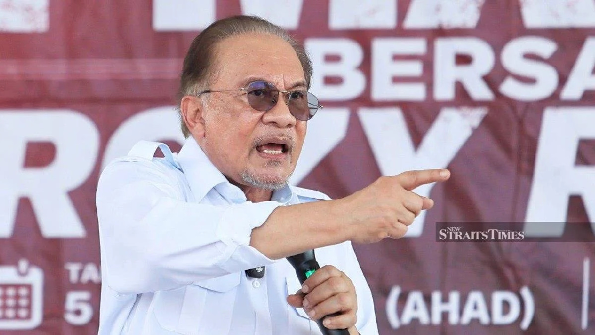 Anwar to Meet Felda Management as Settlers Press for Long-Awaited Resolution