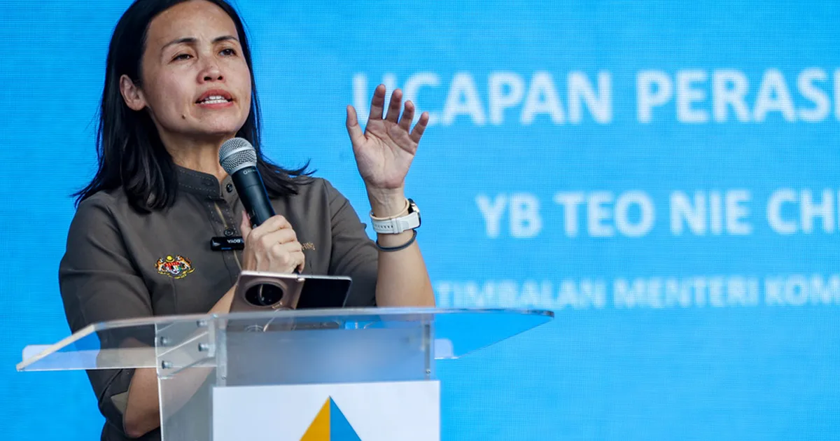 DAP Deputy Minister Teo Says Fake Accounts Created to Smear Her With Gang Allegations