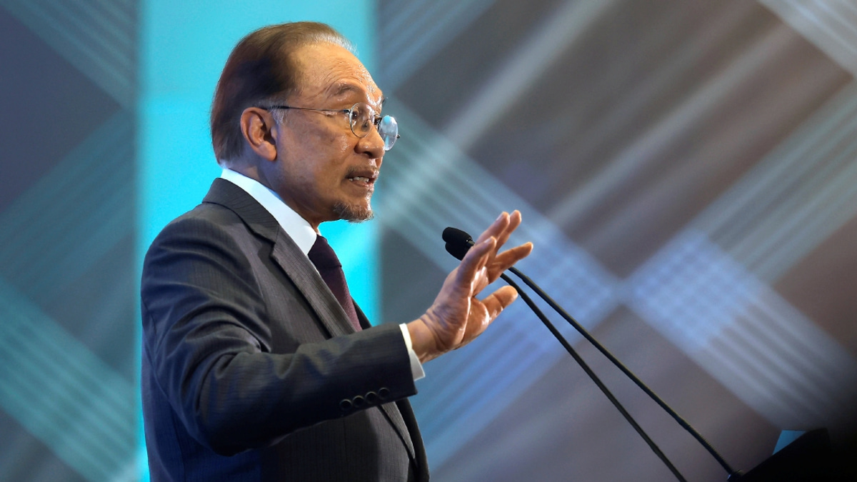 Malaysia's Return as F1 Host Signals Economic and Diplomatic Ambitions