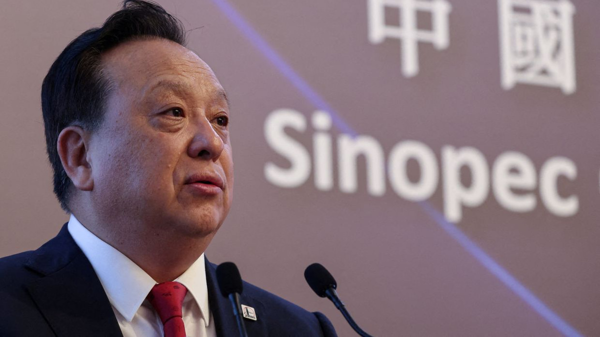 Sinopec's New Chief Orchestrates Radical Overhaul as Oil Refining Faces Existential Shift