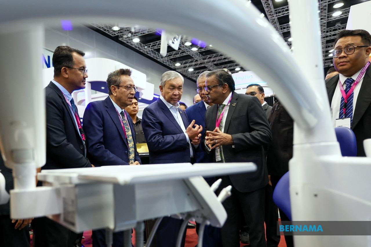 Malaysia Targets RM50 Billion Medical Device Exports by 2030, Ahmad Zahid Outlines Three-Pillar Growth Strategy