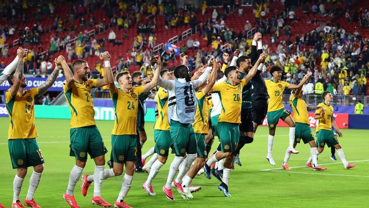 Australia Advances to World Cup Knockouts with Stalemate Against Paraguay
