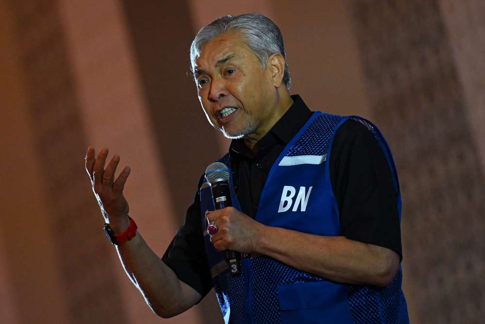 Zahid Defends BN Manifesto as Distinct Offering, Rejects Claims of Policy Duplication