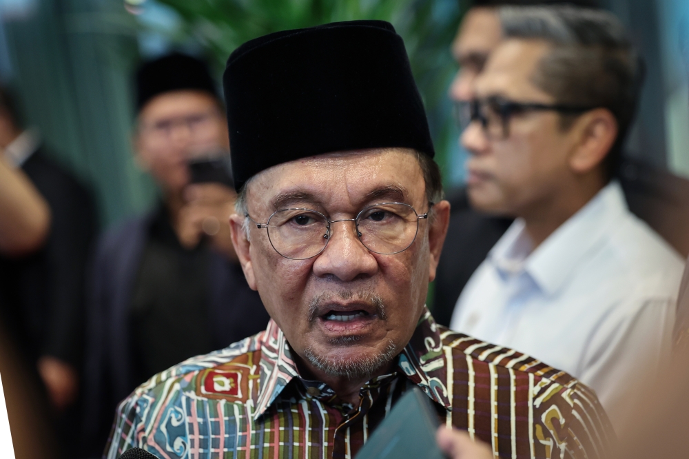 PM Anwar orders comprehensive investigation into deaths of three Beaufort police officers