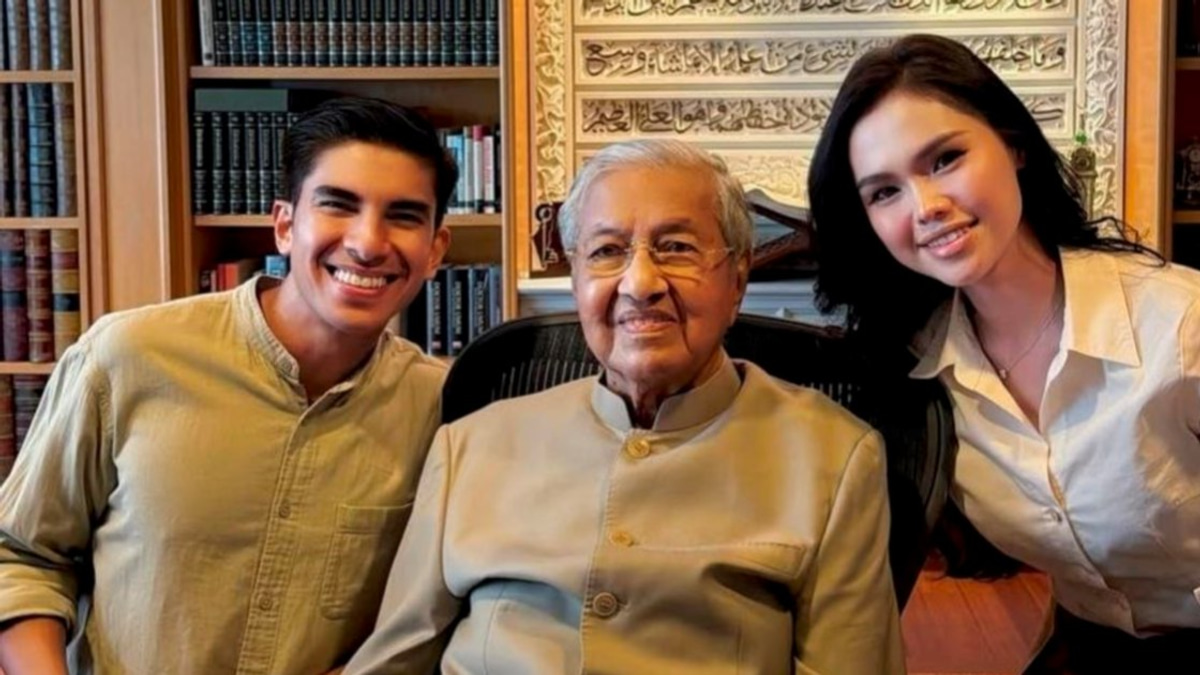 Tun M offers matrimonial counsel to Bella Astillah and Syed Saddiq ahead of wedding