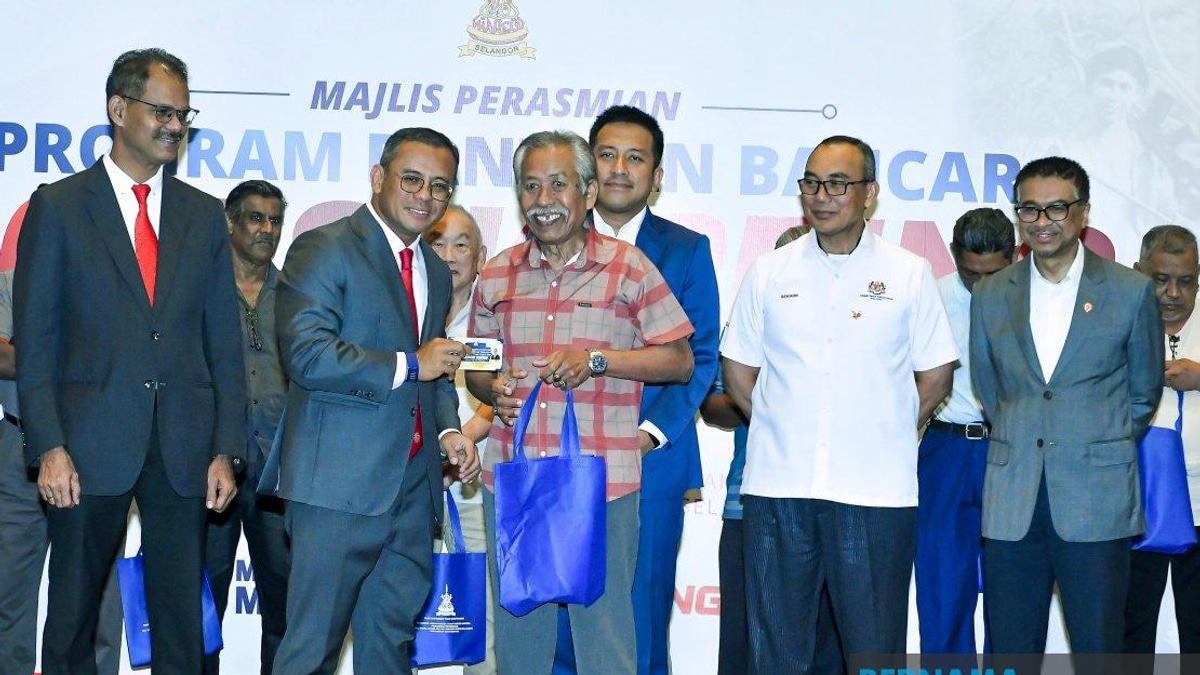 Selangor Distributes Shopping Vouchers to 8,391 Non-Pensioned Military and Police Veterans