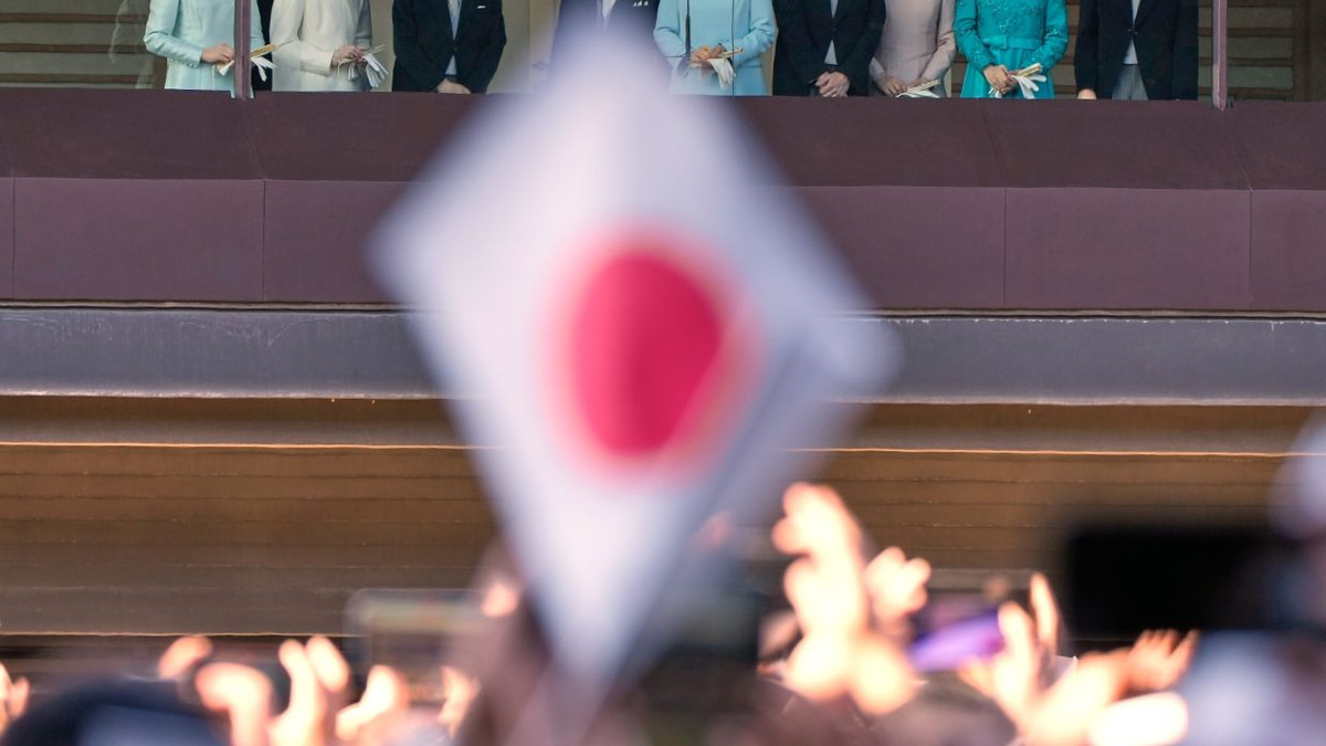 Japan Tightens Imperial Rules but Keeps Female Succession Door Firmly Shut
