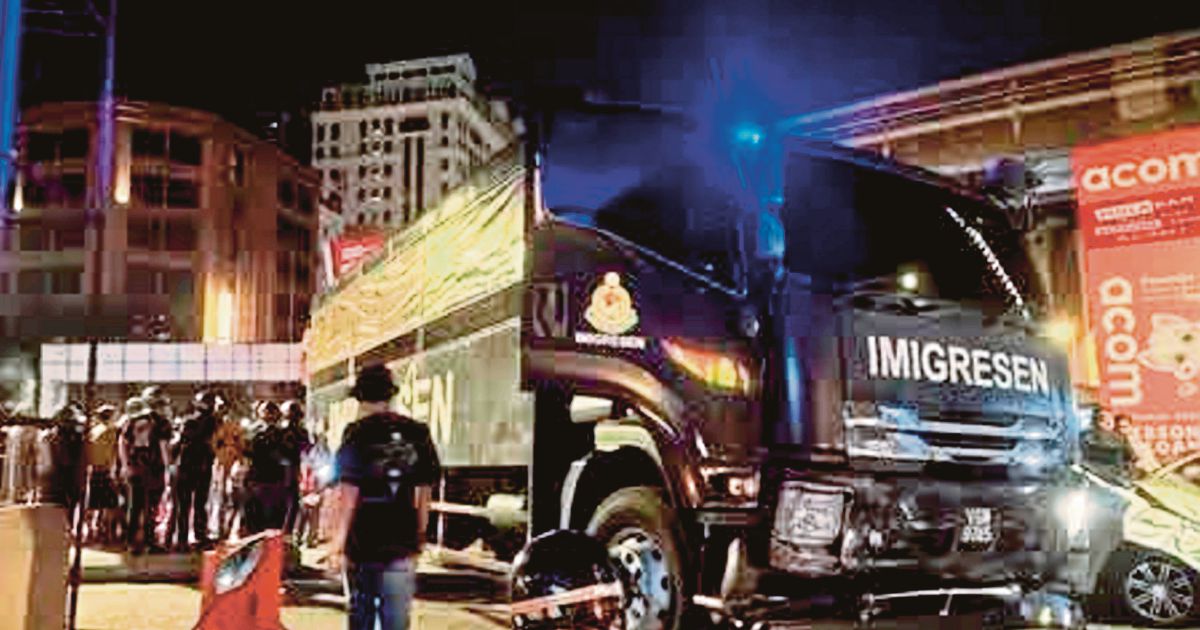 Two drivers held as probe continues into fatal KL lorry crash that claimed three lives