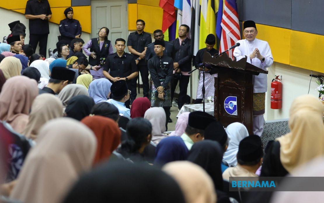 System Inertia and Elite Resistance Blocking Malaysia's Reform Agenda, Says PM Anwar