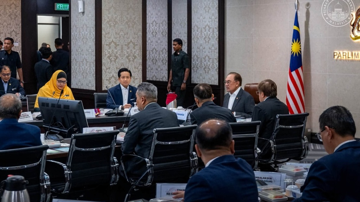 Federal-State Partnership Critical for Malaysia's Climate Action, Says Anwar