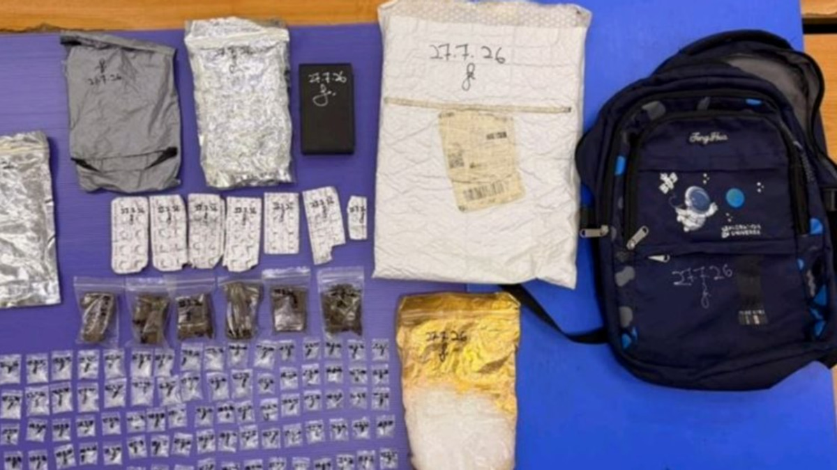 Nearly RM100,000 in Cash Seized Following Drug Dealer Arrest in Felda Tembangau