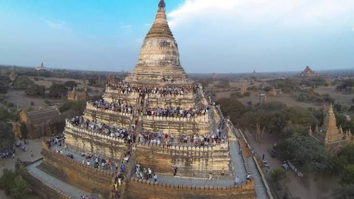 Myanmar Gambles on Temple Tourism to Revive War-Stalled Economy