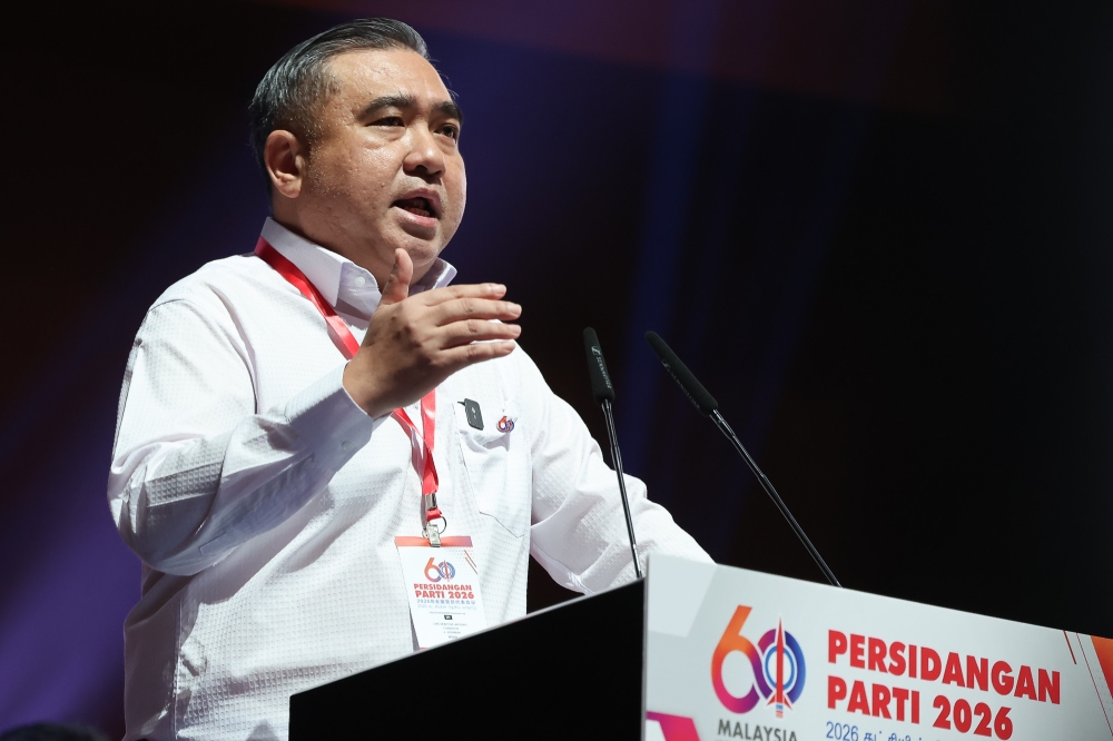 DAP Pledges Full Support for Anwar's AUKU Repeal, but Signals Push for Broader Reforms