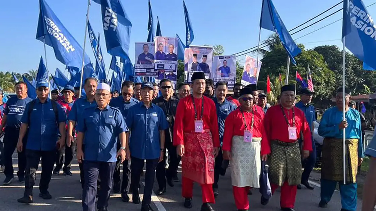 Muhyiddin Rallies PN Base as Bukit Kepong Candidate Enters Campaign Trail