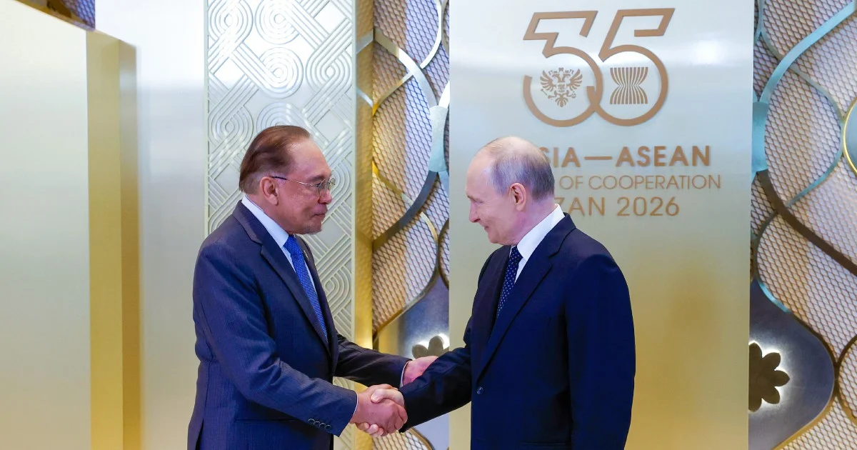 Anwar and Putin Explore Energy Ties and Currency Swaps to Deepen Malaysia-Russia Bond