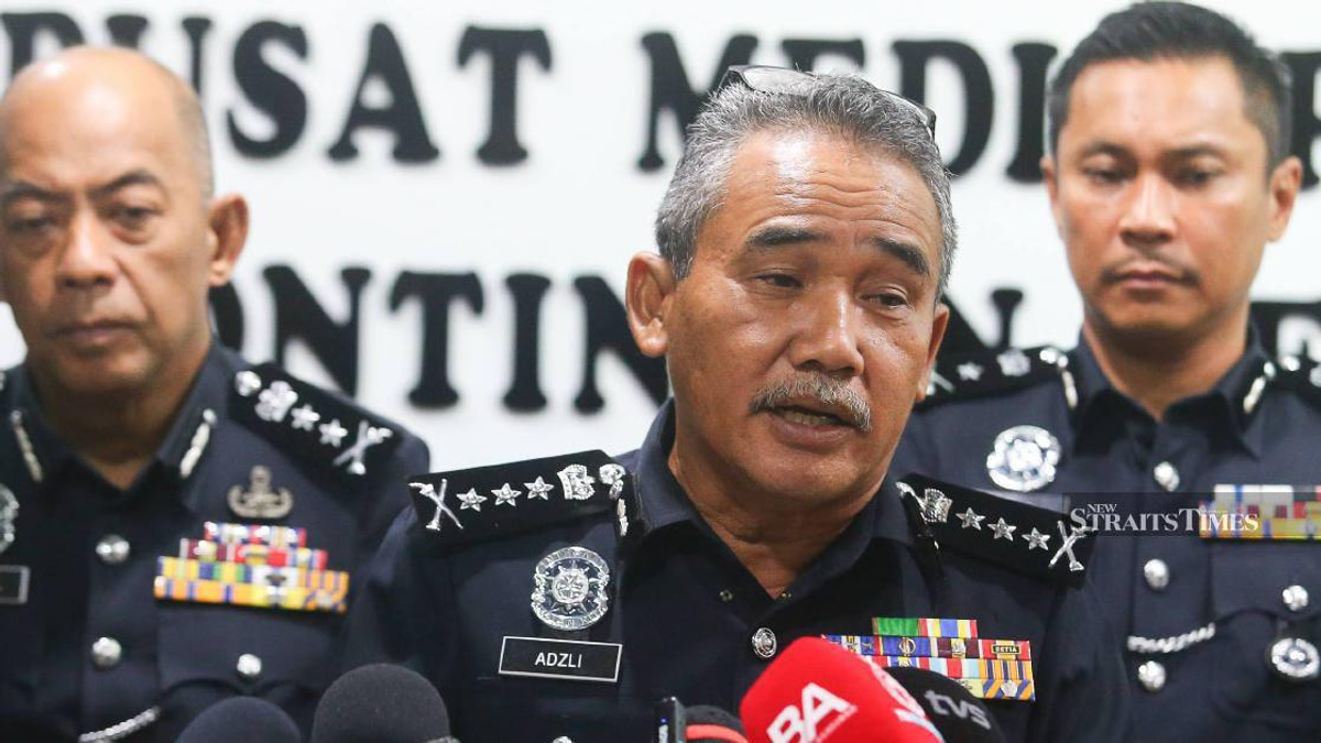 Three Police Officers Among Six Detained Over Foreign Robberies in Kedah