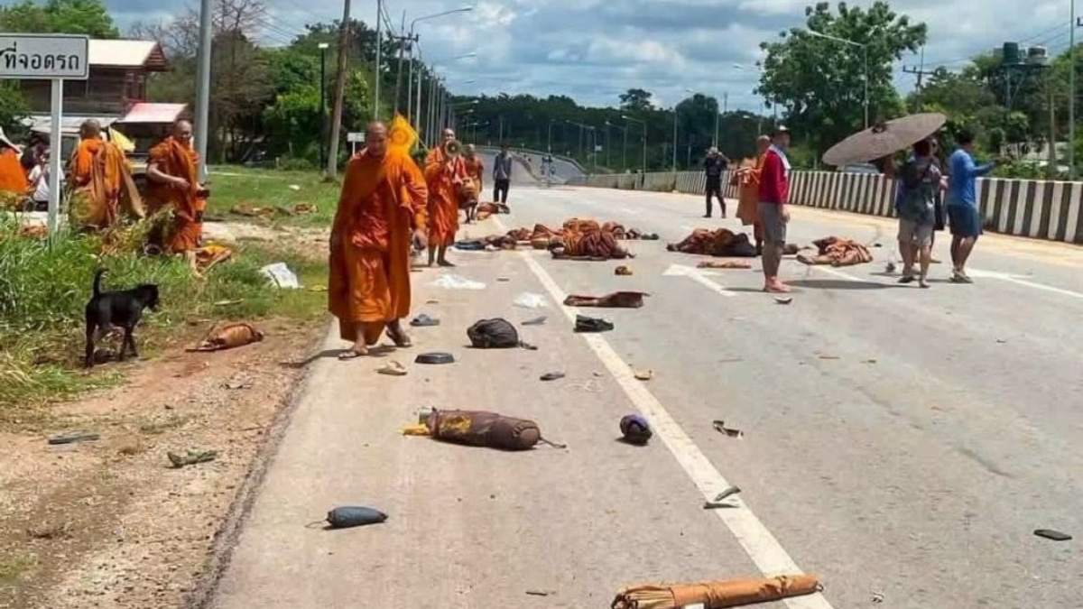 Eight Monks Killed in Tragic Truck Collision During Thai Religious Pilgrimage
