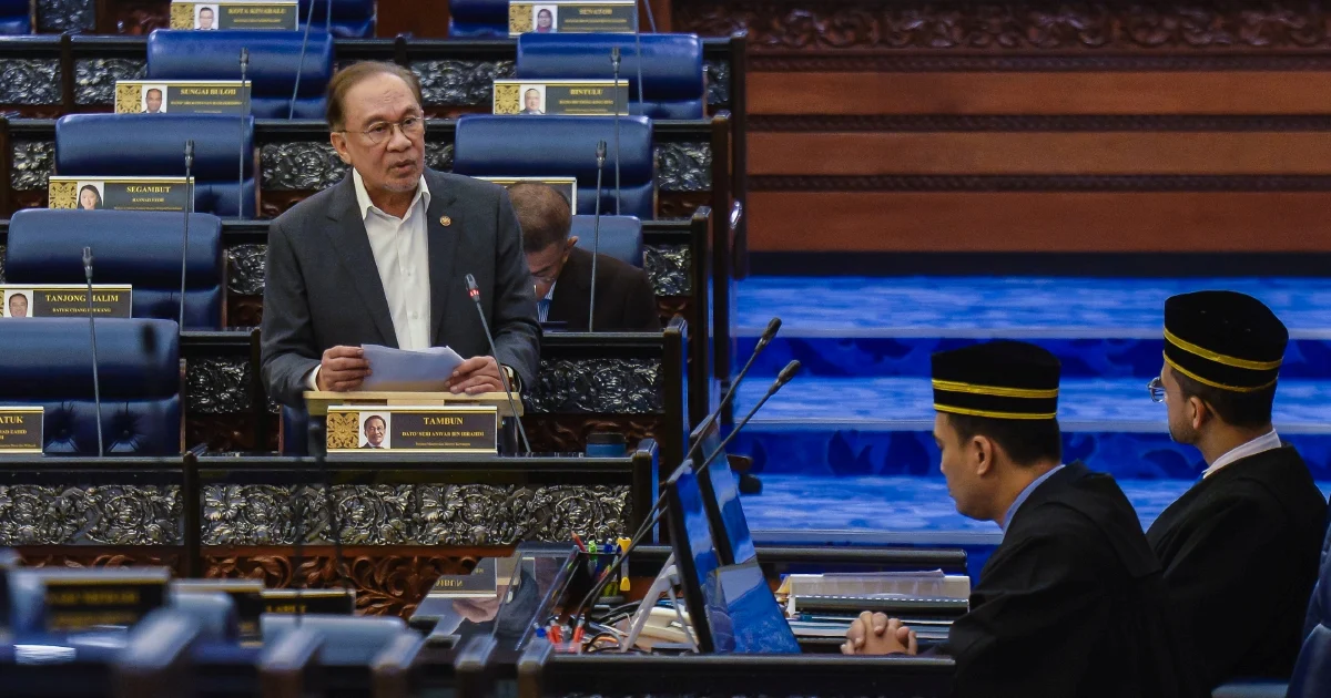 PM Anwar Denies Issuing Order to Cancel Johor Felda Settlers' Day Event