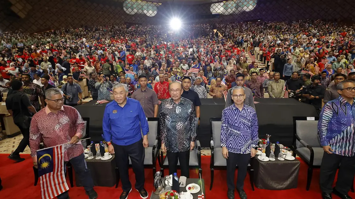 Anwar pledges to return billions in seized assets to Malaysian people