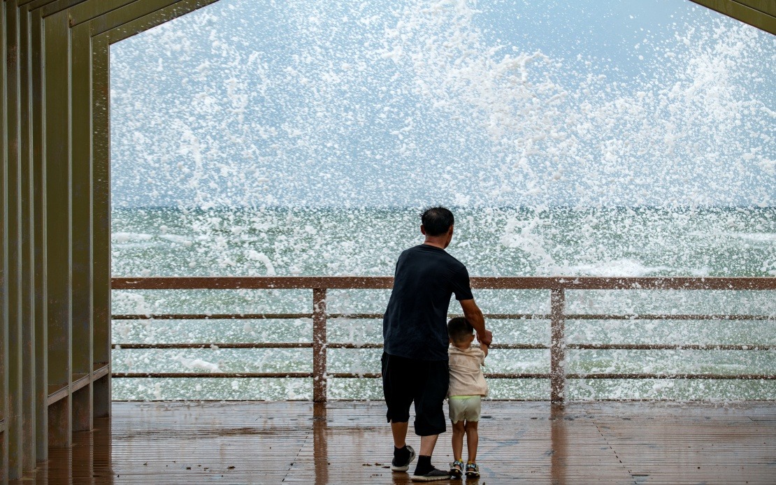 Typhoon Maysak Strikes Hainan, Shutting Down Transport Networks Across South China