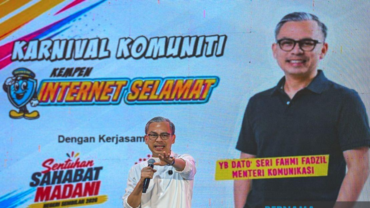 Fahmi Pushes for Digital Safety Campaigns to Reach Rural Communities