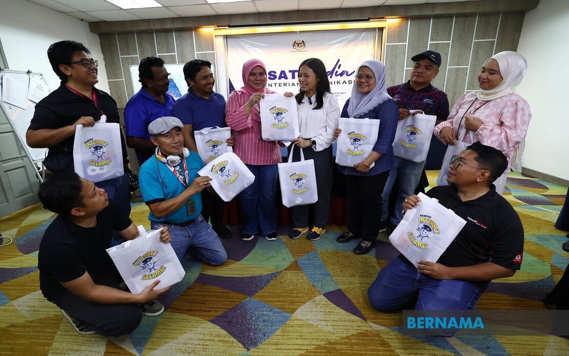 Johor Election: Communications Ministry Deploys 100 NADI Centres and Two Main Media Hubs for Coverage Support