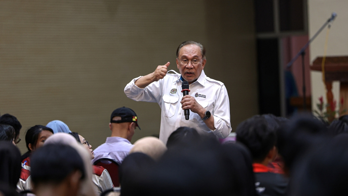 Anwar Urges Negeri Sembilan Voters to Renew Pakatan's Mandate for Political Stability