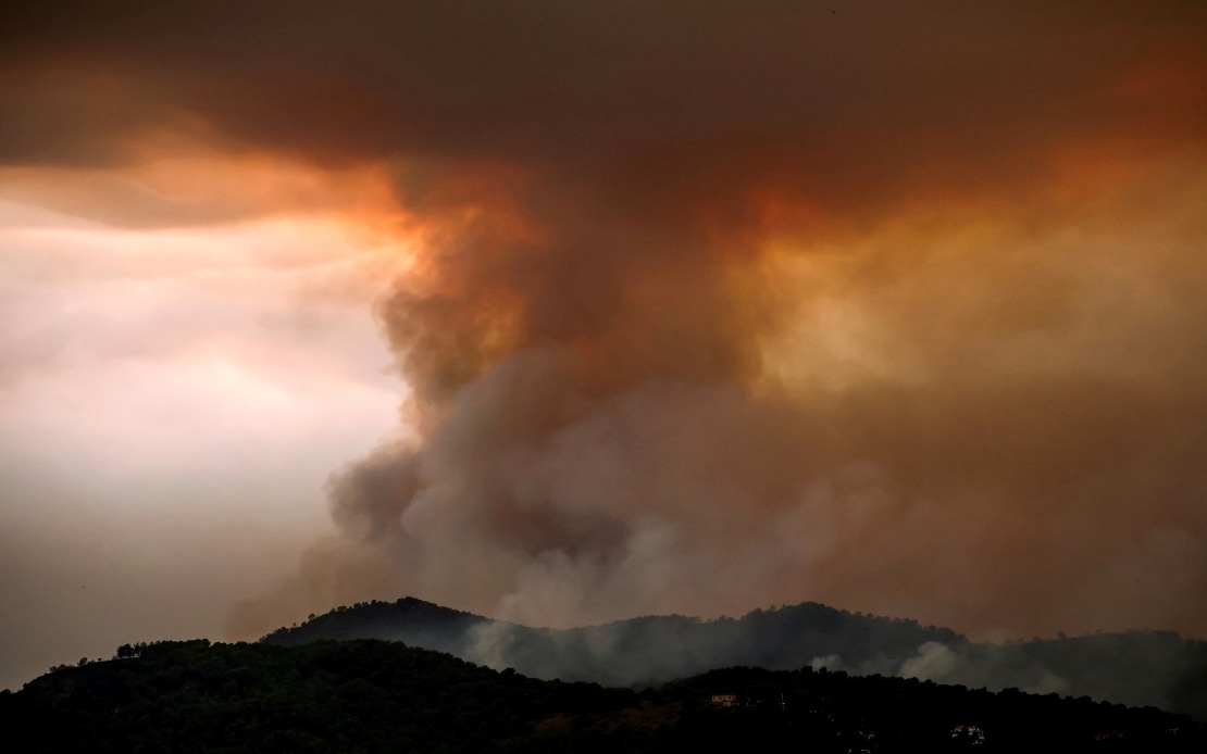 Spain Battles Worst Wildfire on Record as Heat Crisis Displaces Nearly 100,000