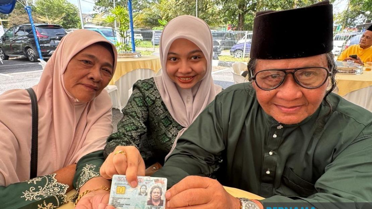 After Nearly Four Decades, Johor Felda Settlers Finally Secure Land Ownership