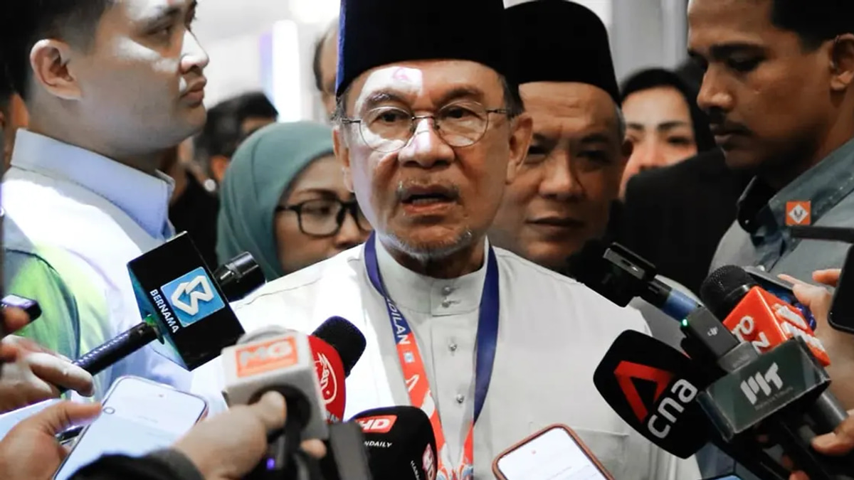 Anwar Dismisses Trust Concerns Over Zahid, Attributes Remarks to KJ's Personal Stance