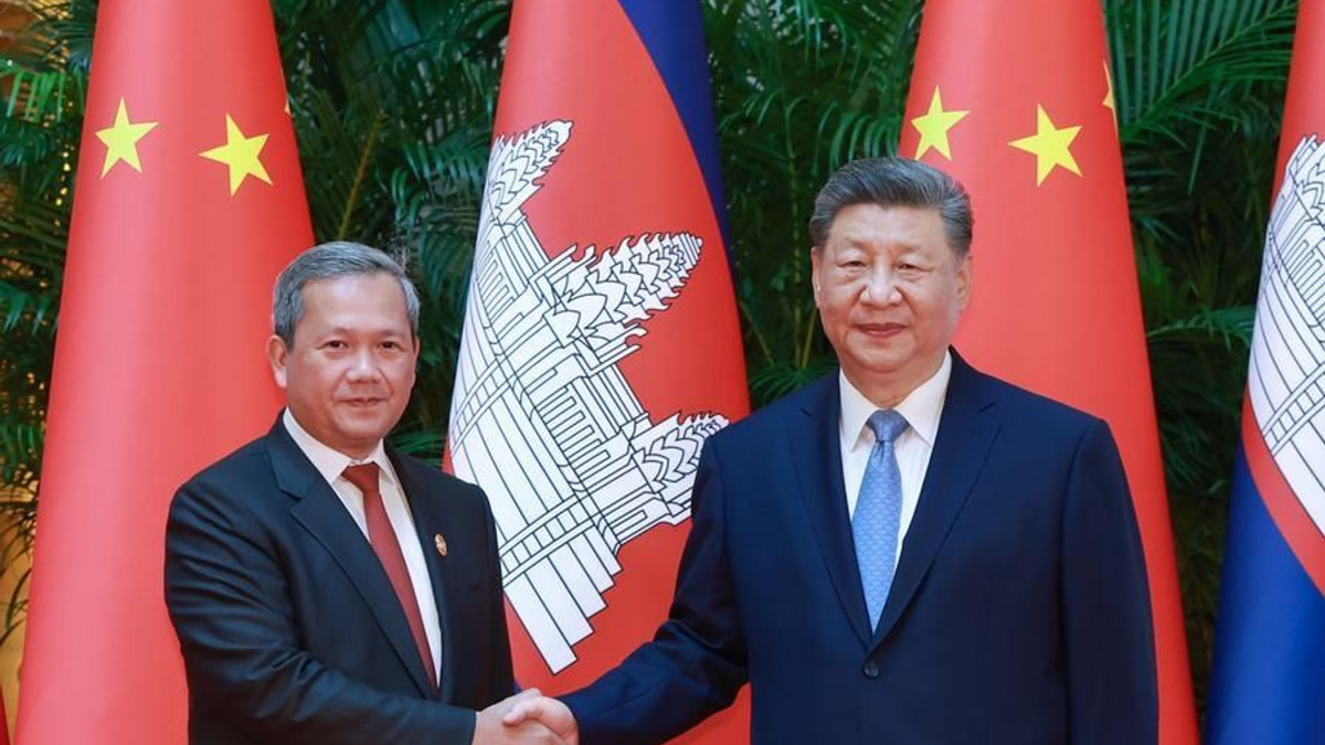 Xi Calls on China and Cambodia to Strengthen 'Ironclad' Bilateral Ties Amid Regional Challenges