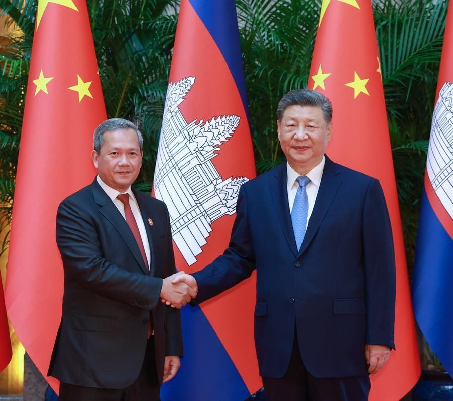 Xi Calls on China and Cambodia to Strengthen 'Ironclad' Bilateral Ties Amid Regional Challenges
