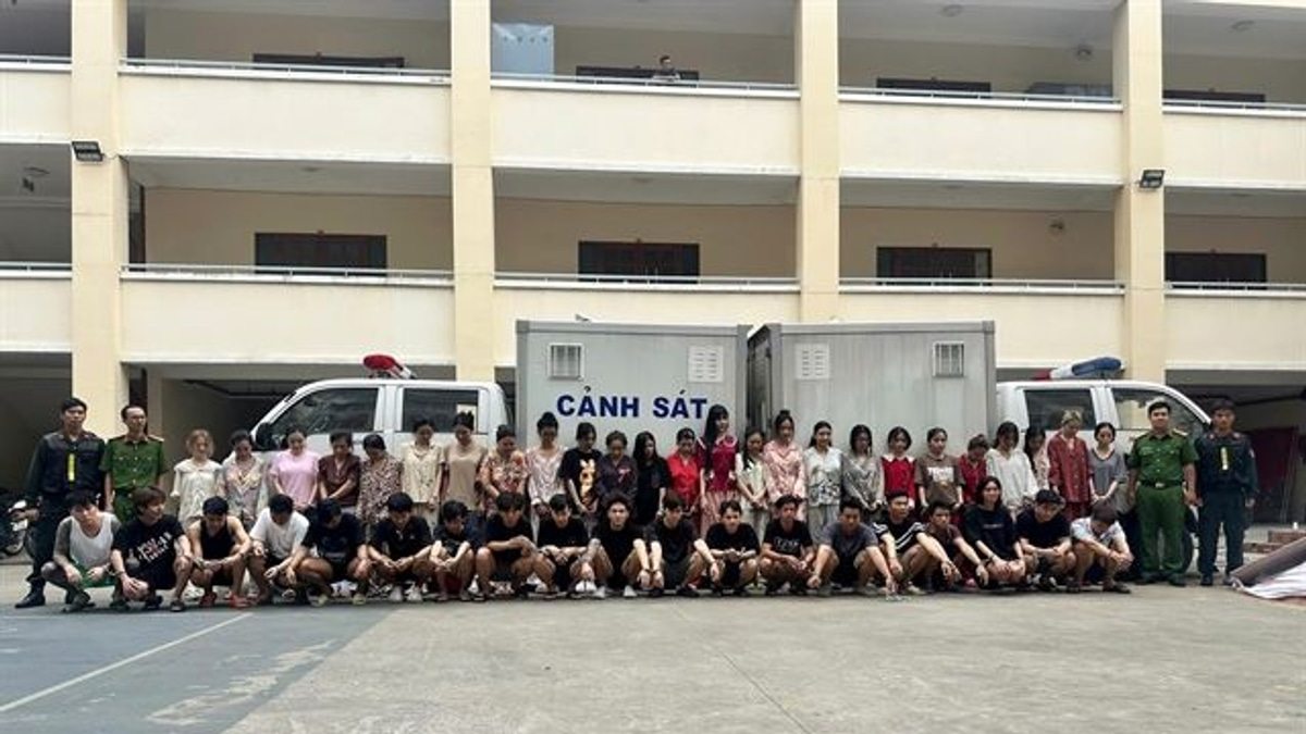 Ho Chi Minh City Smashes Drug-Laced Vape Syndicate, Arrests 49 Including Foreigners
