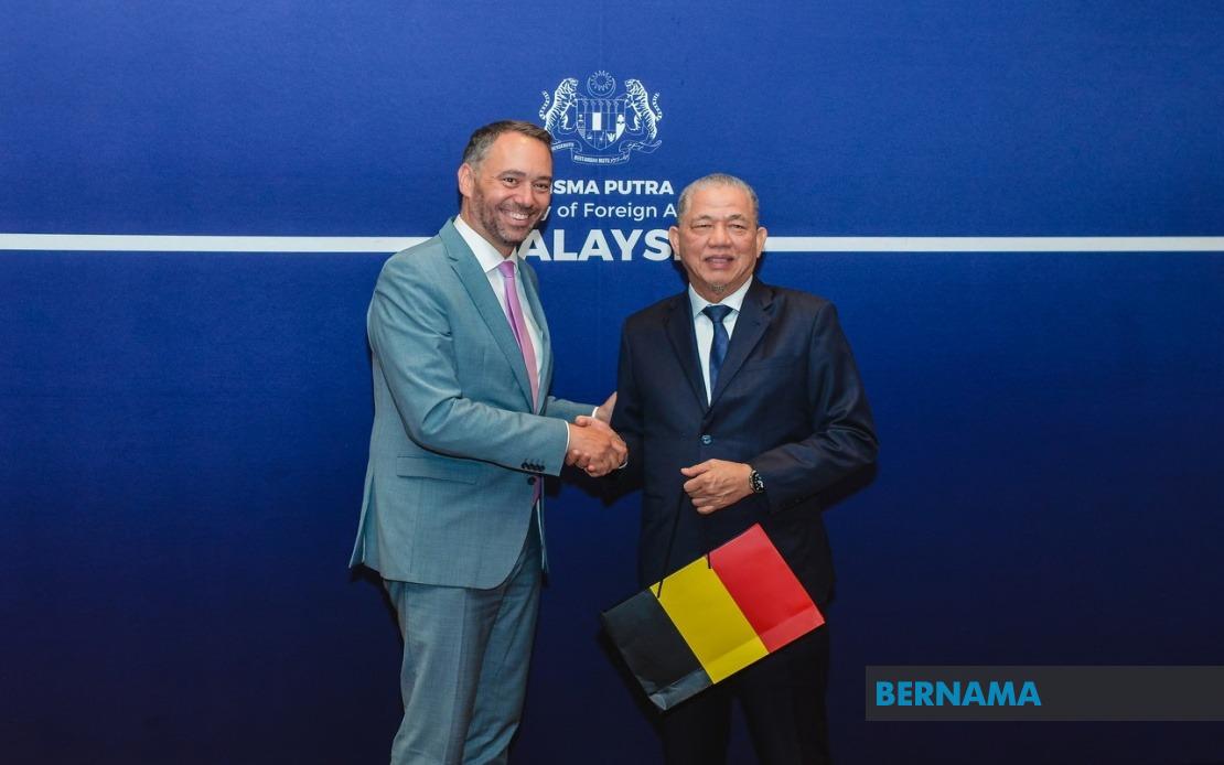 Malaysia Pledges Unobstructed South China Sea Passage to Belgium, Reaffirms ASEAN Neutrality