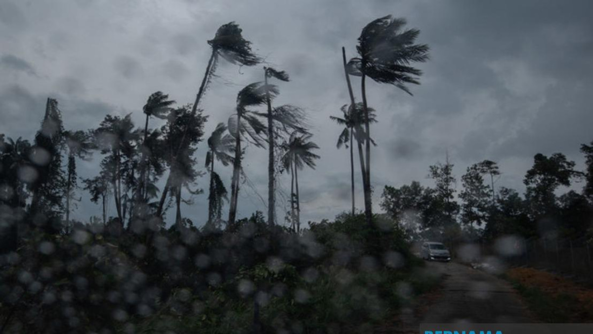 MetMalaysia Issues Severe Weather Alert Across Malaysia Until Evening