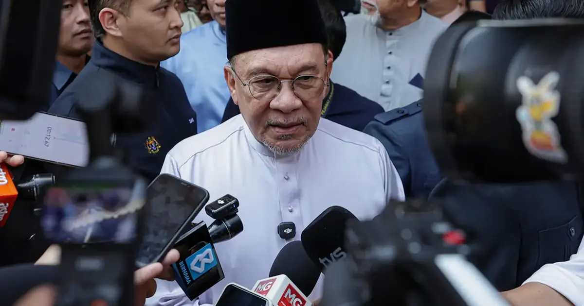 Anwar Vows Greater Effort as Merdeka Center Survey Shows High Public Support