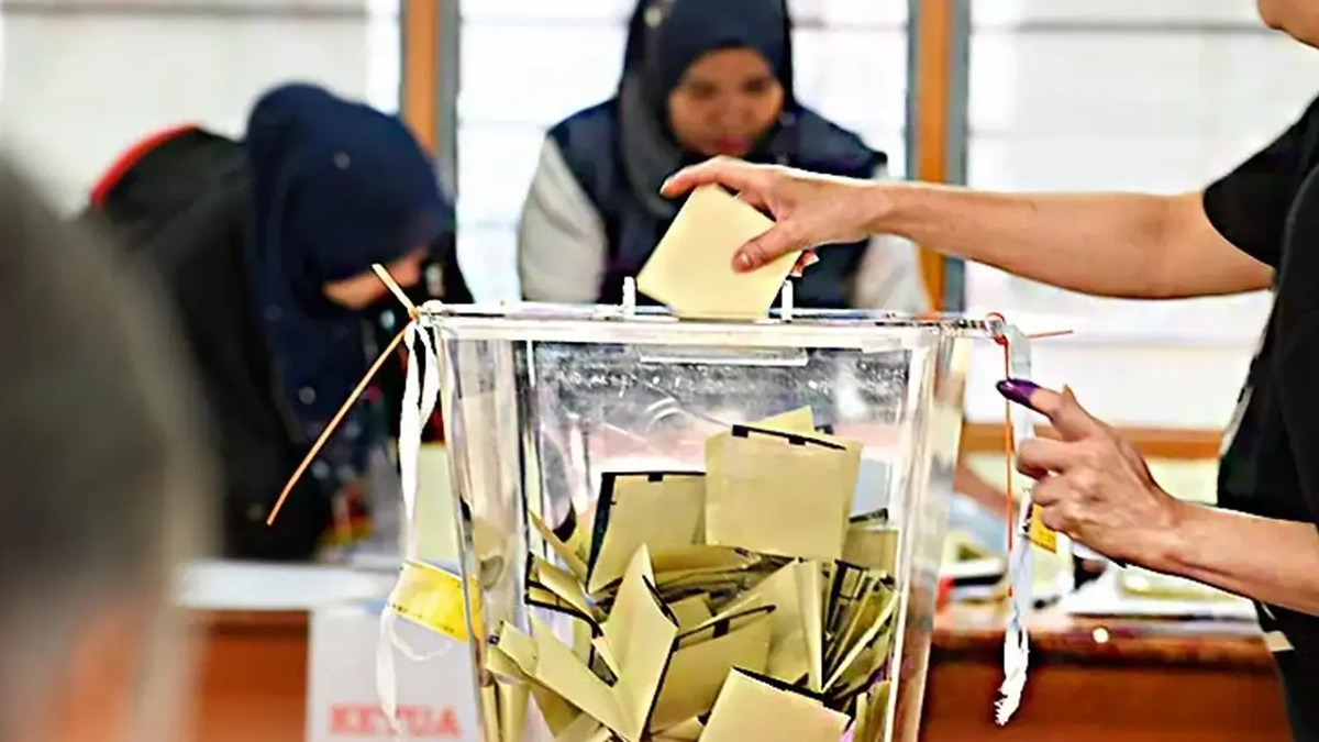 Johor Election May Turn on Millennial and Gen-Z Voters' Economic Concerns