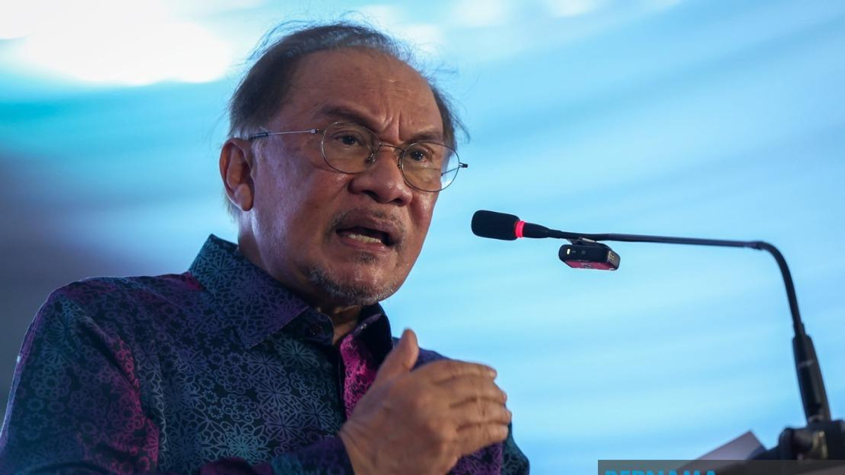 Political Differences Must Not Block Cooperation for Public Good, PM Tells Melaka