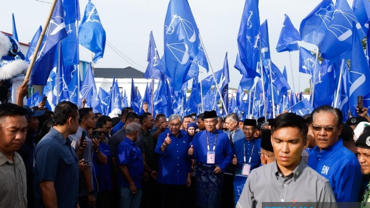 BN Leadership Shows Unity as Negeri Sembilan Candidates File Nomination Papers