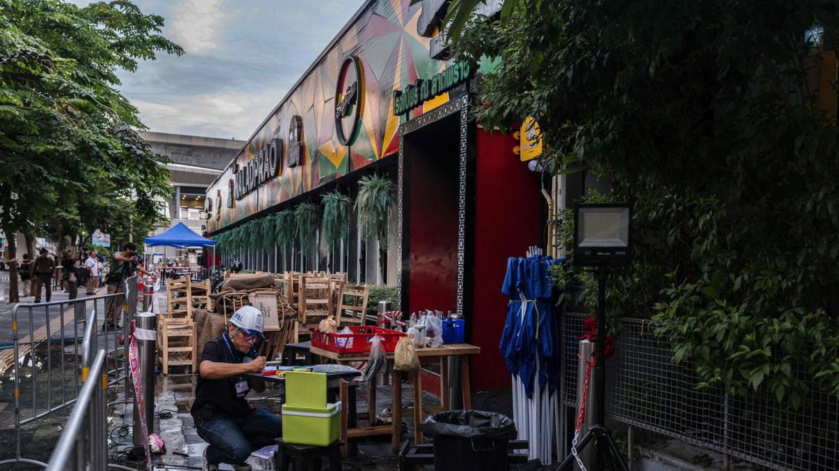 Bangkok Launches Emergency Response After Nightclub Fire Kills 27