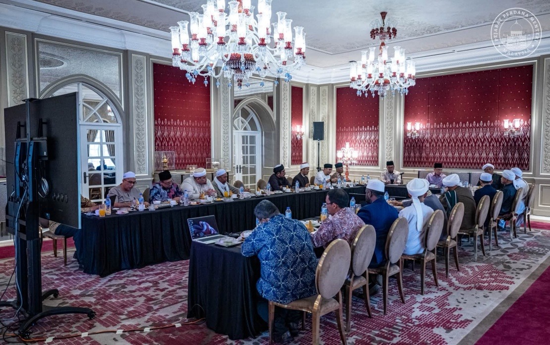 Anwar Emphasises Role of Religious Scholars in Guiding Government Policy