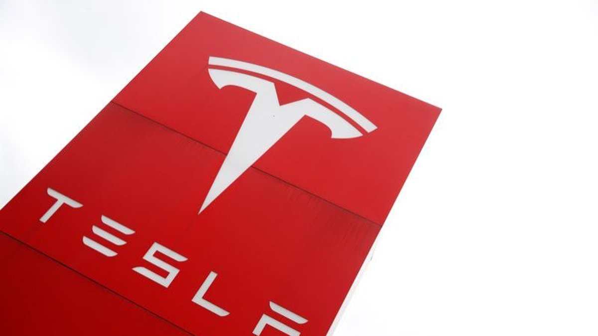 Tesla wins Supreme Court victory in landmark UK 5G patent licensing battle