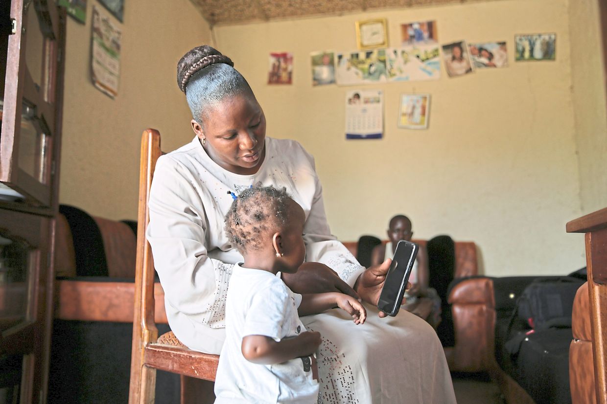 Survivors of Congo's 2018 Ebola Crisis Warn Against Repeating Past Mistakes as New Outbreak Spreads