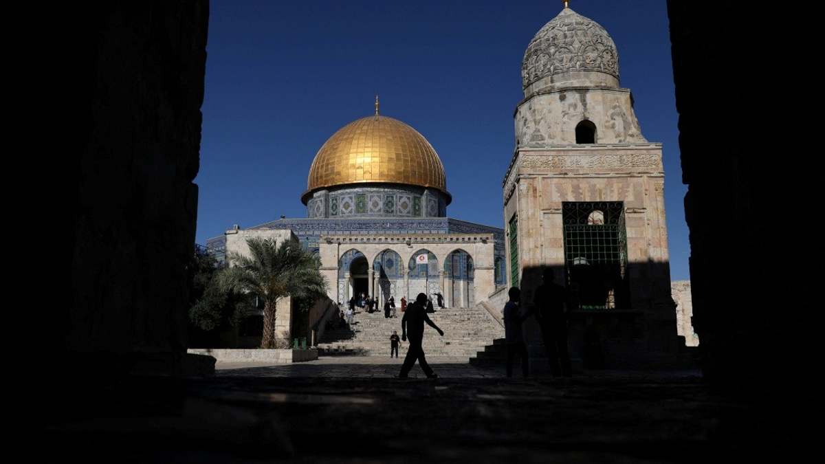 Pakistan and Jordan Condemn Israeli Actions at Al-Aqsa, Plan Diplomatic Response