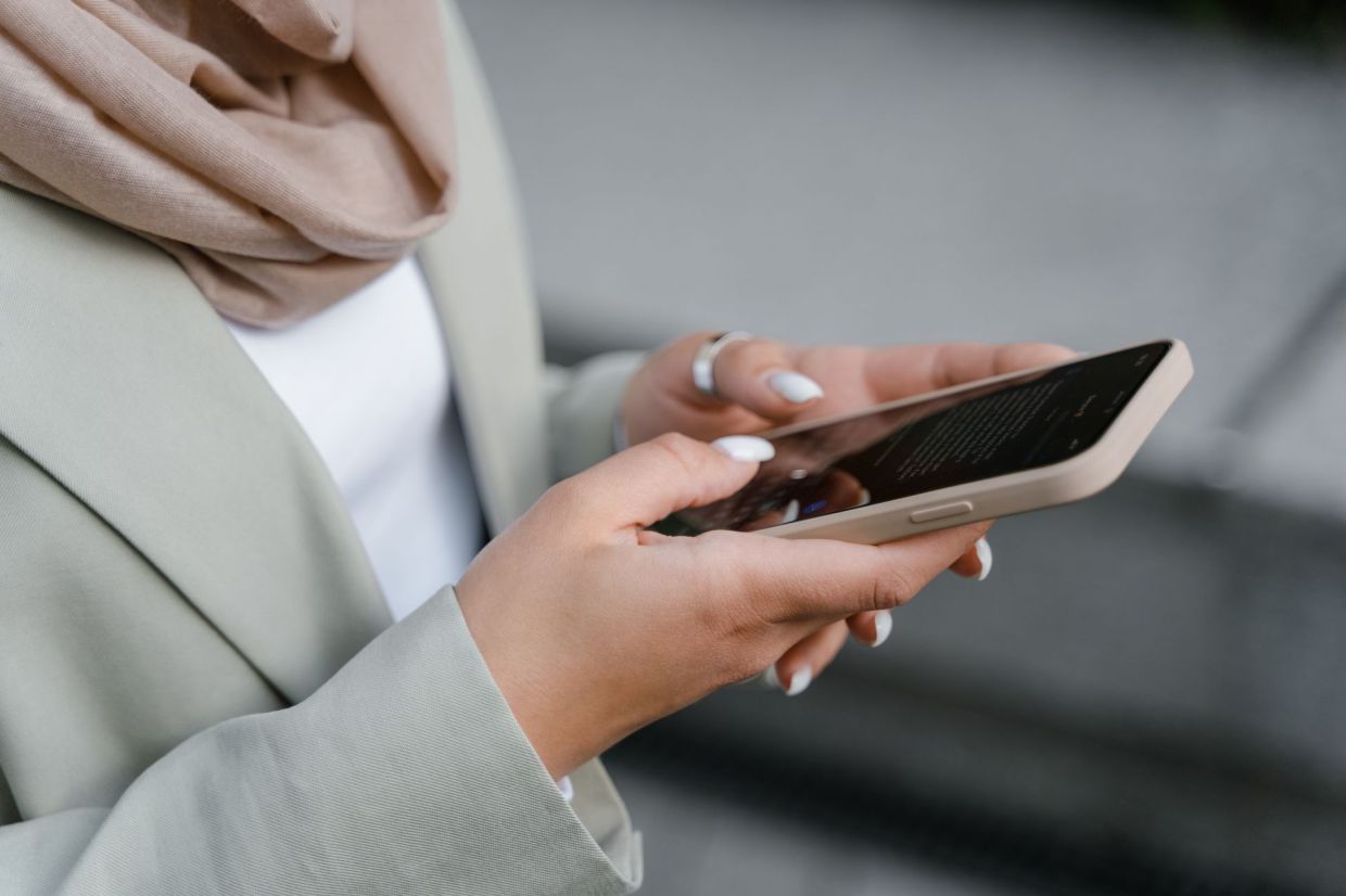 Malaysian Tech Developers Turn Love into Apps: Romance in the Digital Age